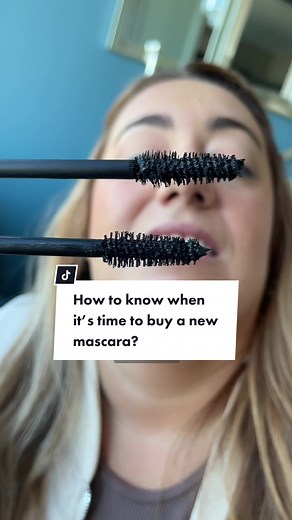 Signs it's Time to Replenish Your Mascara