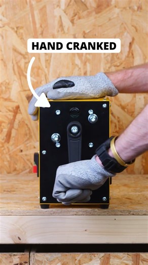 Watch the Extruder Mini V2 in action🔧♻️