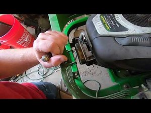 Working on The John Deere Z225 eztrak Zero Turn