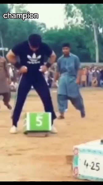 #foryoupageofficiall #viral #fouryou #stonlifting #pakistan