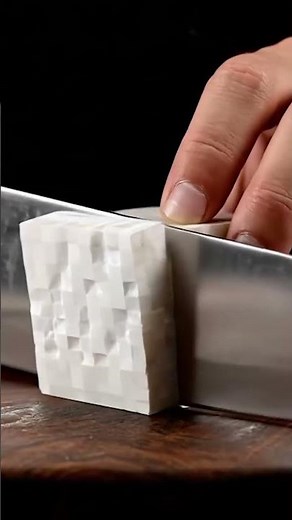 Cutting Minecraft Block of Quartz #minecraft
