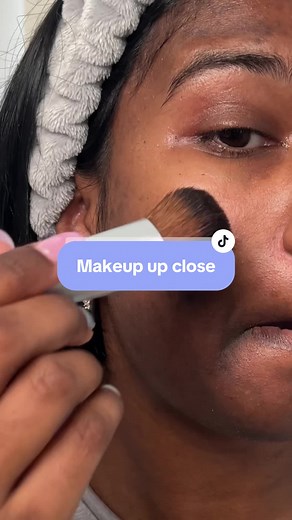 I’m definitely not a professional MUA, but this is what my makeup looks like zoomed in♥️ It’ll never look “Smooth” because I have bumps, pores and hairs all over my face! If you feel like your makeup never looks like the models on the internet, it’s because it doesn’t and never will! We have to stop comparing our real skin to photoshopped images of skin and makeup. It’s NATURAL for it to not look like the skin in adverts, and you’re not alone babe♥️ #makeuptexture #realskin #skinpositivity #acne