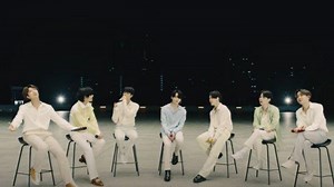 Lirik Lagu Mikrokosmos - BTS Lengkap dengan Terjemahan, Dinyanyikan di Dear Class of 2020 YouTube - Surya.co.id