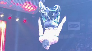 Evan Bourne's breathtaking Shooting Star Press