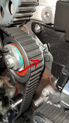 Car Engine Service: Timing Belt vs Timing Chain Explained