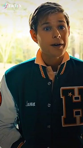 Billy Hargrove en Stranger Things: Defendiendo a Max