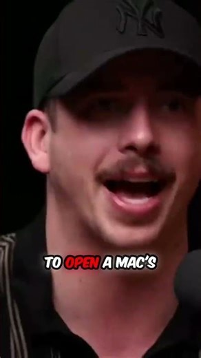 Customer Support on Christmas Be Like… 🎄💀 ‪@TraderMayne‬