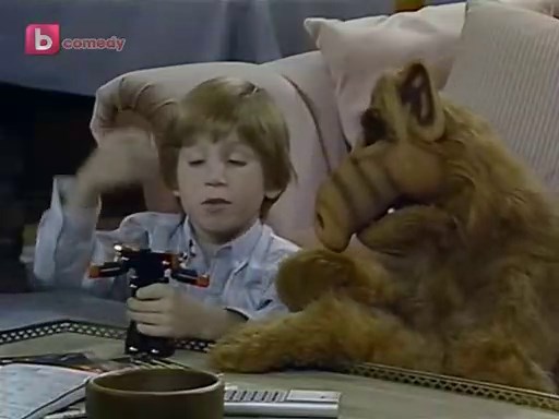 ALF - S01E02