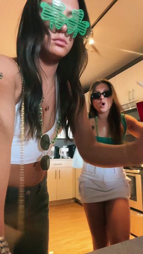 caiitlutz (@caiitlutz)’s videos with Rattlin' Bog - Carlyle Fraser