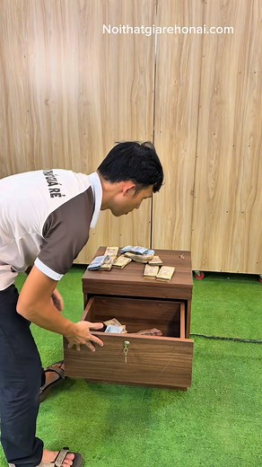 24K views · 172 reactions | DIY Secret Compartment for Safely Storing Cash in a Nightstand #SecretStorage #HiddenCompartment #SmartFurniture #HomeHacks #DIYProjects #ASMR | NỘI THẤT GIÁ RẺ | Facebook