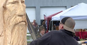 Chainsaw Carving Rendezvous brings woodworking artists to Ronan community