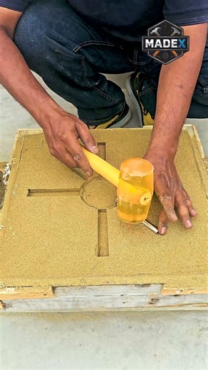 Satisfying Metal Pour – Molten Lead Creates Amazing Shape! ⚙️🔥 #shorts