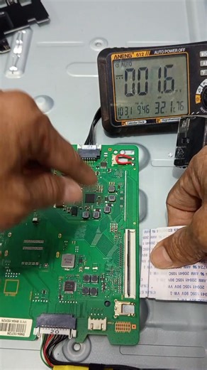 252 reactions · 18 shares | How to activate the t-con on-board using feedback #vod #tutor #tvrepair #electronics #jobs #digitalcreator #employment #montirtivibatam | Edo Arrosyid | Facebook