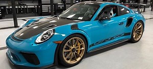 Miami Blue 2019 Porsche 911 GT3 RS Weissach Has Matching Interior
