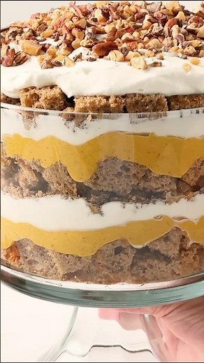 the ultimate fall pumpkin trifle | easy thanksgiving dessert