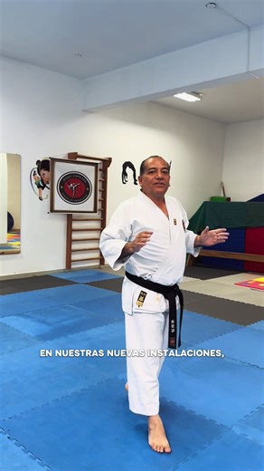 Este lugar se hizo para entrenar. 🥋🔥 Espacio amplio, espejos grandes para pulir cada técnica y los implementos necesarios para exigirte en cada clase. Aquí trabajas el cuerpo, la mente y la disciplina al mismo tiempo. En Dojo Chikara vienes a moverte, concentrarte, corregir y salir mejor de lo que entraste. Si buscas un dojo donde realmente puedas entrenar y crecer… Ven a entrenar con nosotros. Dojo Chikara 🥋🔥 #karate #verano #clases #karatedo #niños