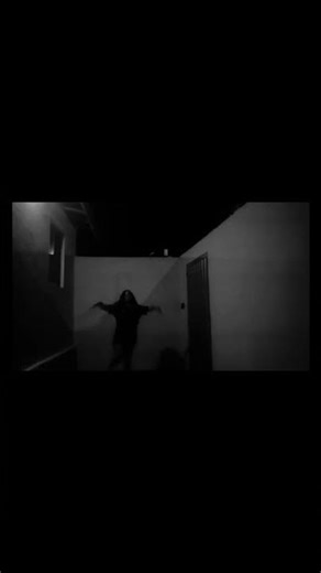 No tears left to cry - Ariana Grande. #arianagrande #pop #dance #shorts #fypシ #fyp #viralvideo