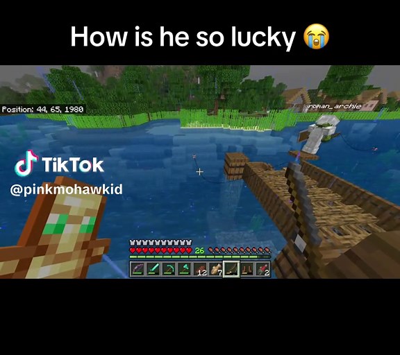 Minecraft Fishing Challenge: First to Catch a Clownfish