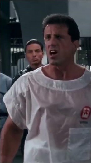 John spartan et réveillé démolition man 1993 français #warnerbros #sylvesterstallone #1993 #vf