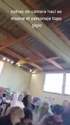 Detrás de Cámara: Descubre Cómo se Mueve el Personaje Topo Gigio