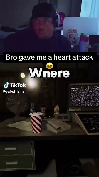 Bro gave me a heart attack 😂 #roblox #fnaf #fyp