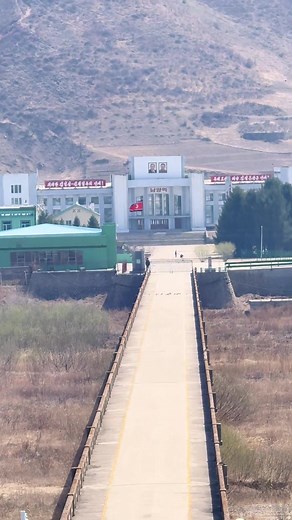 Welcome to Pyongyang, North Korea: Live, Work, Study