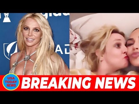 Kim and Khloé Kardashian Have Slumber Party With Friend Britney Spears