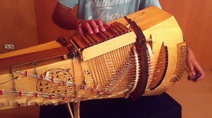 The Organistrum is a stringed instrument built by Ramon Elias, they can be plucked or bowed with a wheel, separately or at the same time, very clever system! Ramon's youtube channel : https://www.youtube.com/channel/UClt-8i4LS93YuyvbJvd-V3Q #rareandstrangeinstruments | Rare And Strange Instruments
