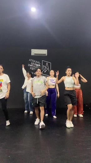 Lilhero.brandon on TikTok