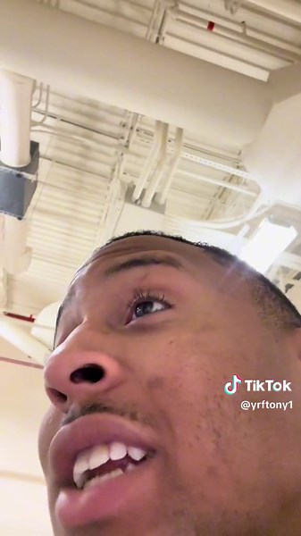 Soldiers vs Marines: Weird Room Inspection Comedy