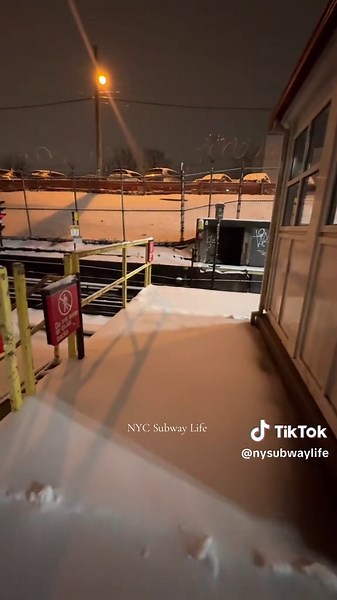 Exploring the 9 Train in NYC During Winter