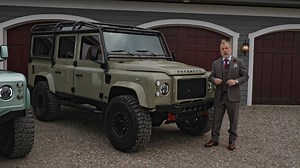 Everybody loves Dieter... #landroverdefender #landroverdefender90 #landroverdefender110 #onelifeliveit #newyork #defender110 #dallastexas #defender90 #defender130 #defenderlifestyle #outdoorlife #defenders #uplandhunting #flyfishing #countrygentleman | Helderburg Defenders