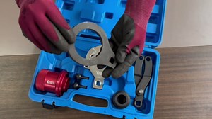 Rear Drive Axle Differential Installer Remover Tool Kit, Compatible with BMW E70 E90 E91 E92 X3 X5 X6 RWD 4WD, Replace for 335040 335050 335060 335080 230020, with Carrying Case & Gloves