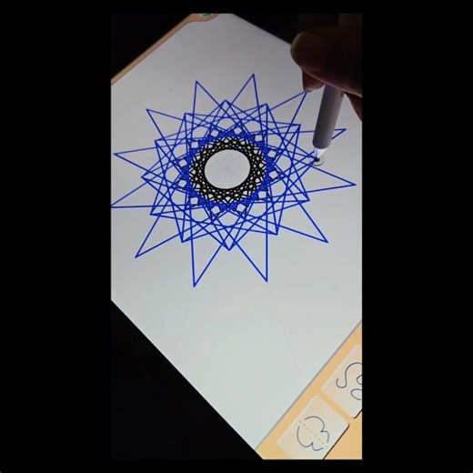 How to draw spirograph design using geometric shapes #mandalaart #drawing