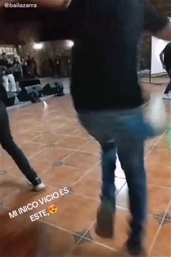 Video de {™*Flow_belico*™} (@estilobelic0) relacionado con “victor dancing despicable me”