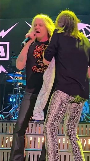 When Tesla Brought Sebastian Bach of Skid Row Onstage for ‘Signs’