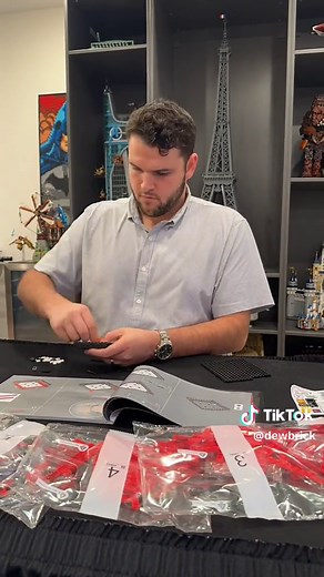 Explore the NEW Lego Telephone Box Build in London