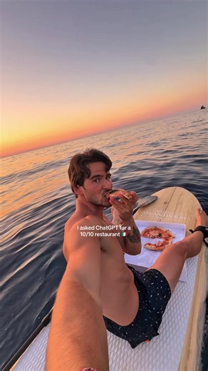 It answered: Pizza by the Ocean 🍕🌊🇮🇹 #pizza #italy #taormina #summer #sunset