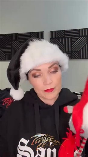 🎄✨ The Spirit of Christmas 2025 ✨🎄 Tarja brings her Christmas tour to Poland for the very first time! Come feel the season’s magic and warmth through her unforgettable performances. 21.12 — Katowice, Miasto Ogrodów 22.12 — Toruń, CKK Jordanki 📩 Tickets & M&G available through the link in bio. | Tarja Turunen