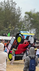 Amazing jeep kite artwork, made the audience applaud | Deeva Kite