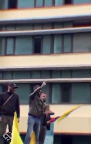 🇱🇧🇮🇱 Hezbollah members in Beirut rejected any negotiations with Israel.The government is pushing for talks to end the war, but Hezbollah is digging in hard, making any real ceasefire look tougher than ever.The strikes were meant for this.Source: Naya