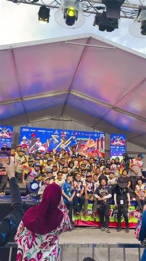 Wrap for Rxz Forever Legend 2026