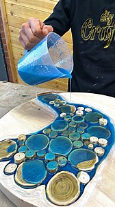 5.1M views · 39K reactions | Natural Wood Slices Epoxy Coffee Table | DIY & Crafts | Facebook