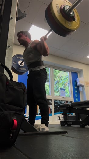 I pretty much squatted and watered my plants #daily #vlog #fyp #viral #squat