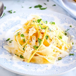 Quick and Easy Pasta al Limone