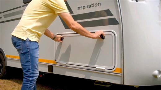 Nuwe Avontuur Wag! Destination Inspiration 👉 Bekendstelling dié naweek by kykNET Buite Ekspo by ATKV-Hartenbos! 📍Staanplek 166 📅 3-5 Oktober 2025 sales@destinationcaravans.co.za 📞 071 321 6919 #DestinationCaravans #DestinationInspiration #YourAdventureYourWay #FamilyAdventure #exploresouthafrica | Destination Caravans