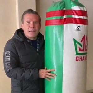 #LaCasaDelBoxeo Julio Cesar Chavez Gonzalez cayó hace 27 años por primera vez en su carrera, al medirse ante Frankie Randall. ¡Así recuerda el Gran campeón mexicano ese momento! | Box Azteca