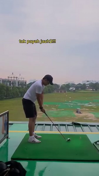 257K views · 1K reactions | “Kau main hoki ke?” Stress kawan tu belajar main golf dengan kawan yang tekan-tekan macam ni  #mySukanTV #Golf #GolfMalaysia : TikTok Sportsrevo | MySukan TV | Facebook