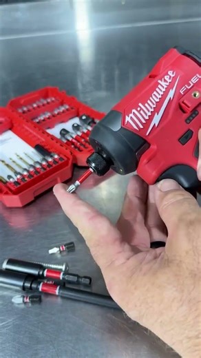 SHOCKWAVE™ Impact Duty Driver Bits | 48-32-4010 Video Credit: @shoptoolreviews