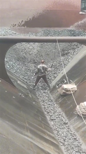 Barge unloading-Relaxing video | USA Machines Channel